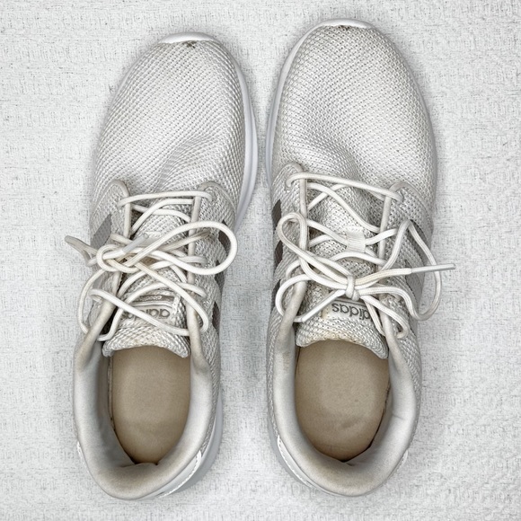 adidas Women's Cloudfoam Qt Racer Sneakers beige Cloud White Platinum 8 - Picture 3 of 10